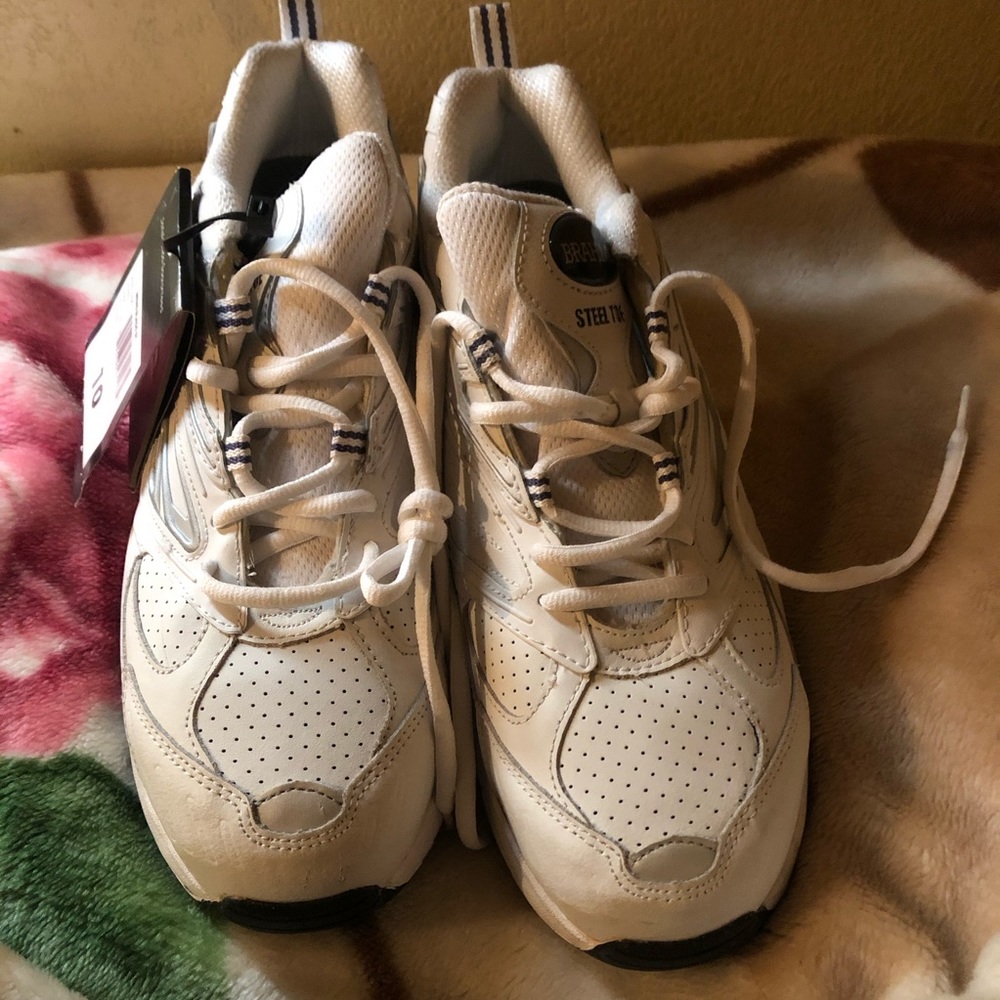 Brahma steel toe shoes